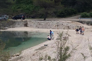 Gradska plaža u gradu Supetru